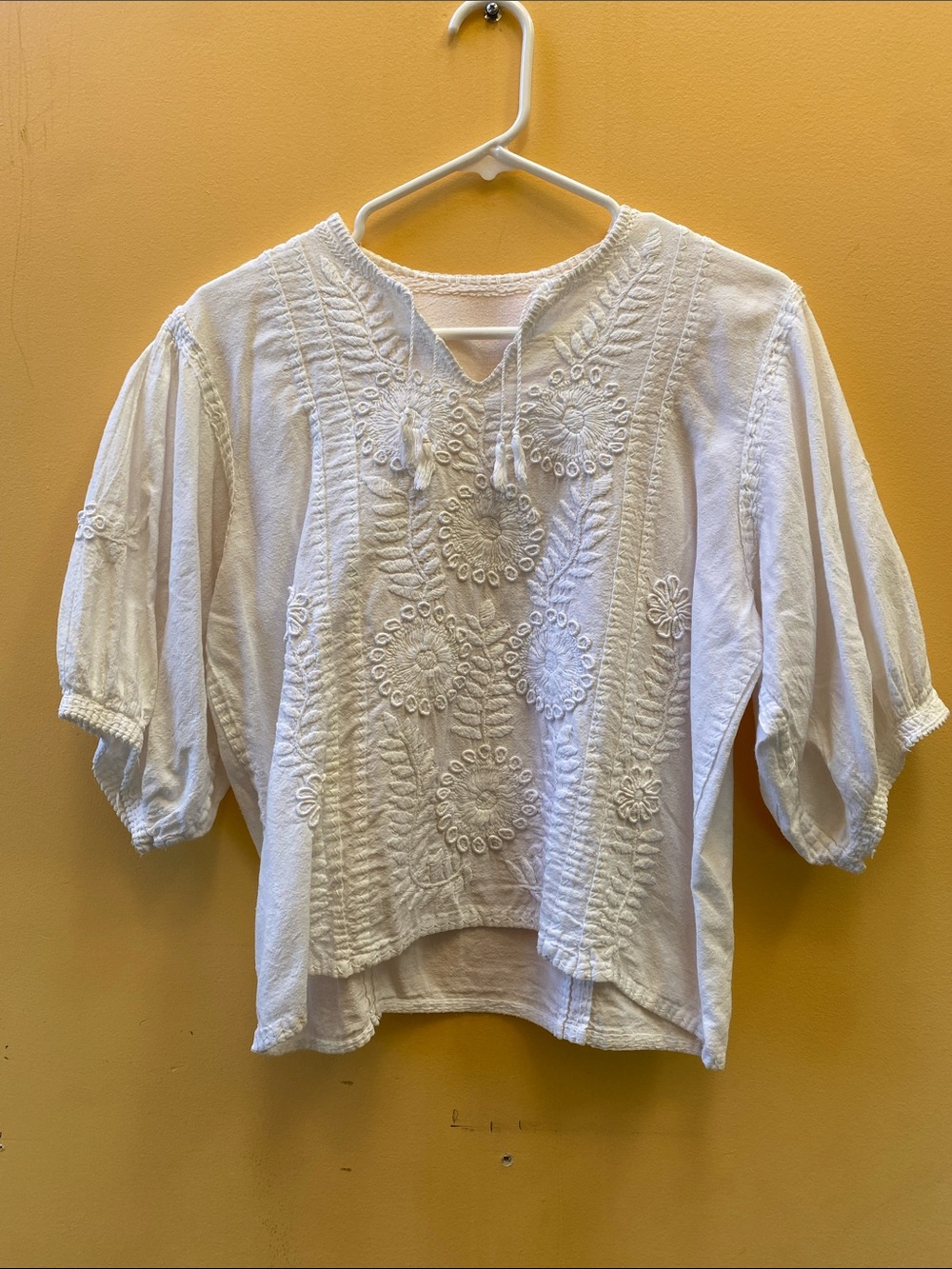 SMALL Women's White Embroidered Peasant Top